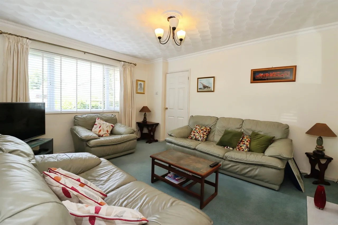 Park Lane, Frampton Cotterell, BS36, photo 7