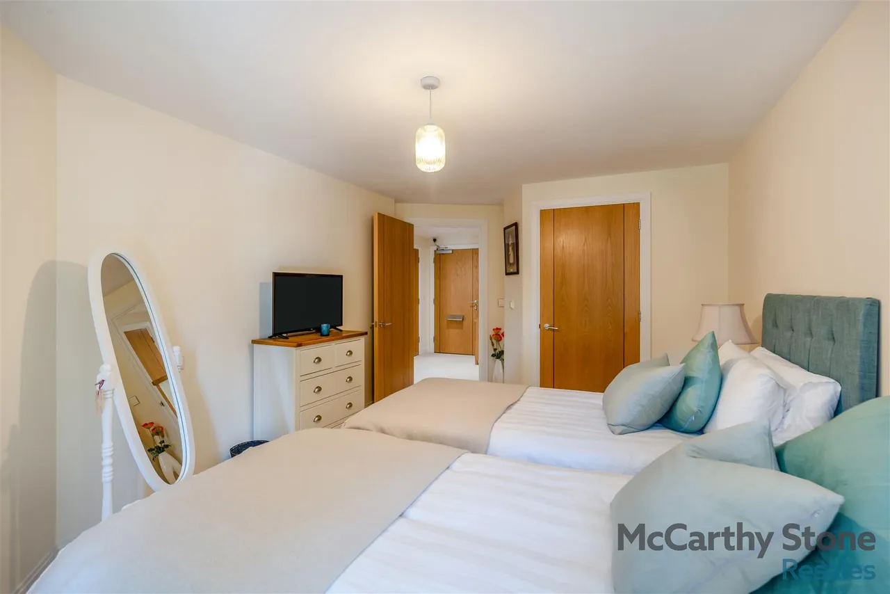 Wood Road, Wolverhampton, WV6, photo 9