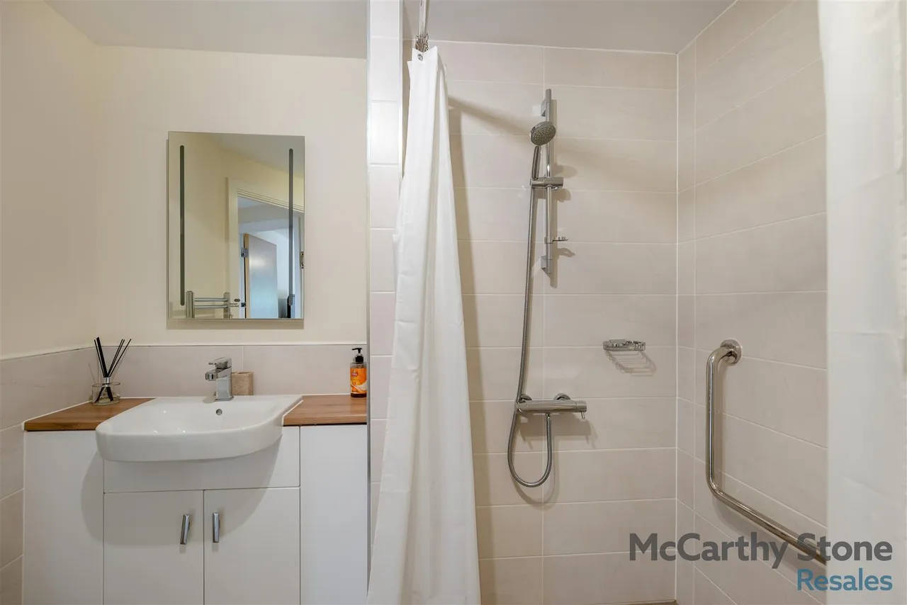 Wood Road, Wolverhampton, WV6, photo 12
