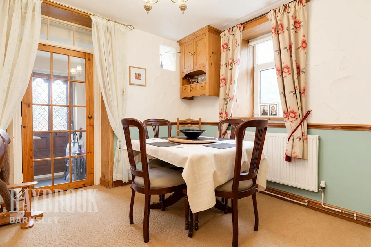 Huddersfield Road, Darton, photo 8