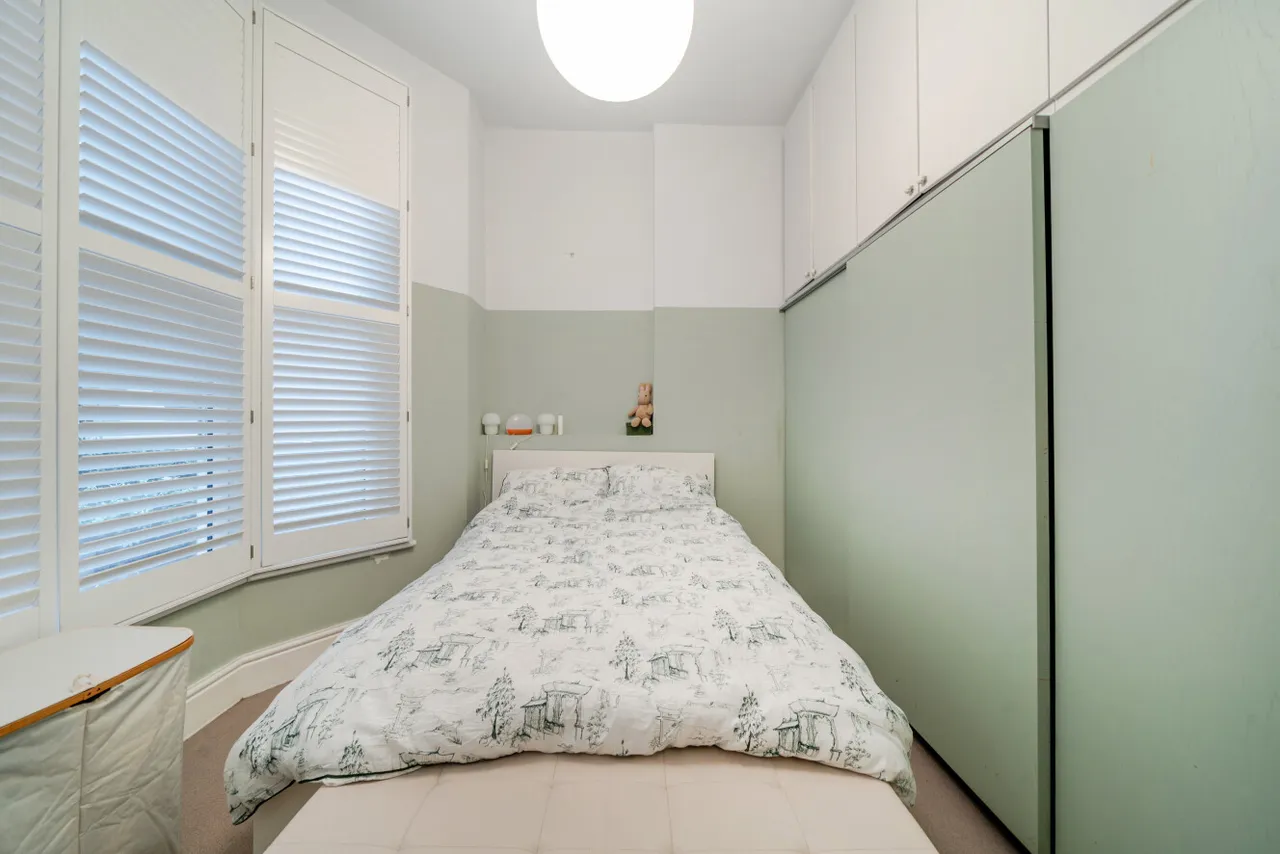 St. Julians Road, Kilburn, London, NW6, photo 5
