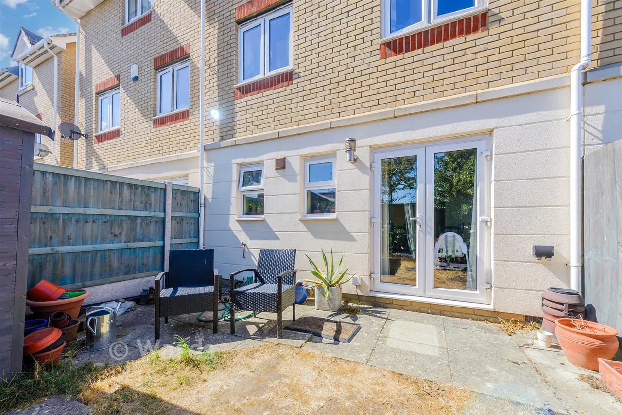 Cochrane Drive, Dartford, DA1, photo 2