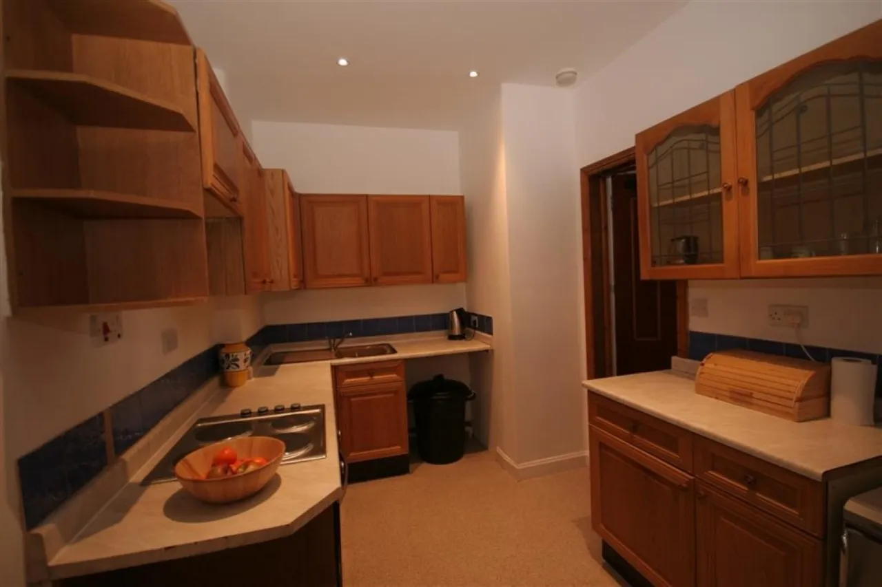 2/2, 405 Paisley Road West, photo 5