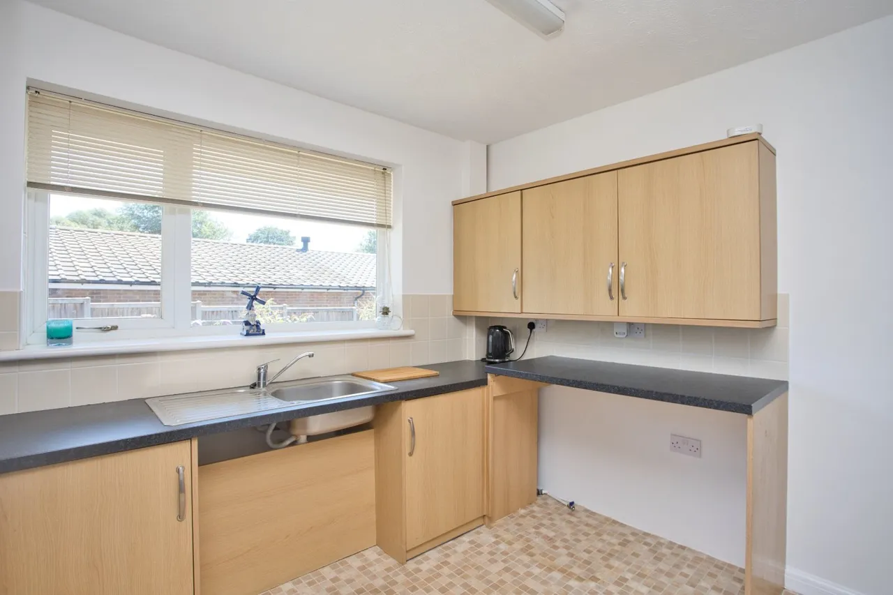 Menzies Avenue, Walmer, CT14, photo 3