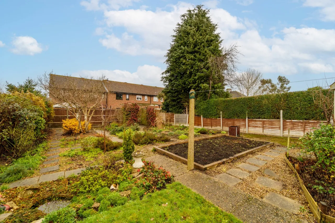 Green Leas, Sunbury-on-Thames, photo 17