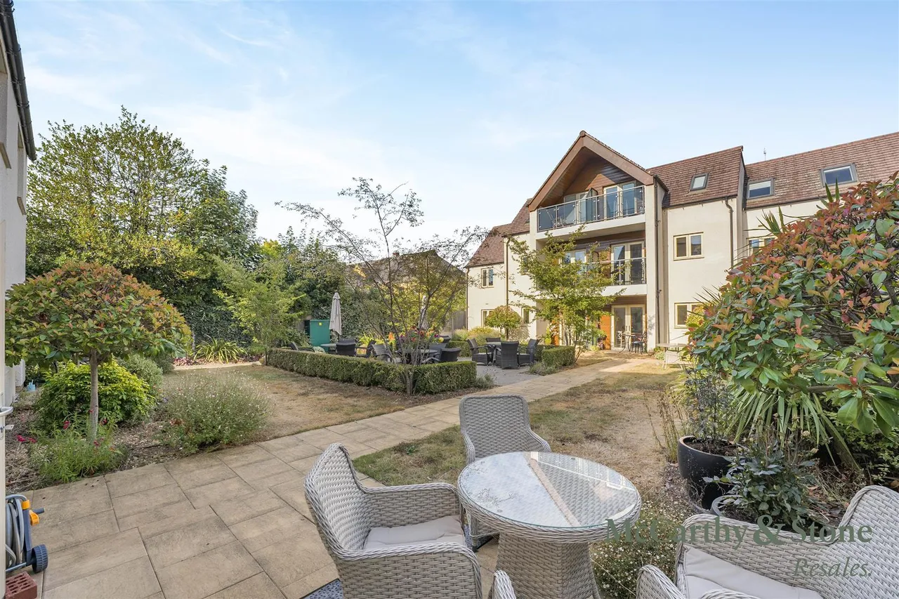 Hospital Road, Moreton-In-Marsh, GL56, photo 15