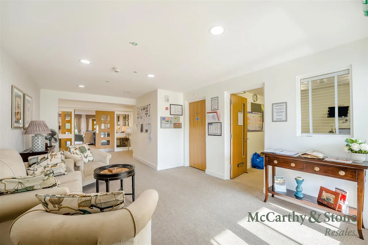 Hospital Road, Moreton-In-Marsh, GL56, photo 11