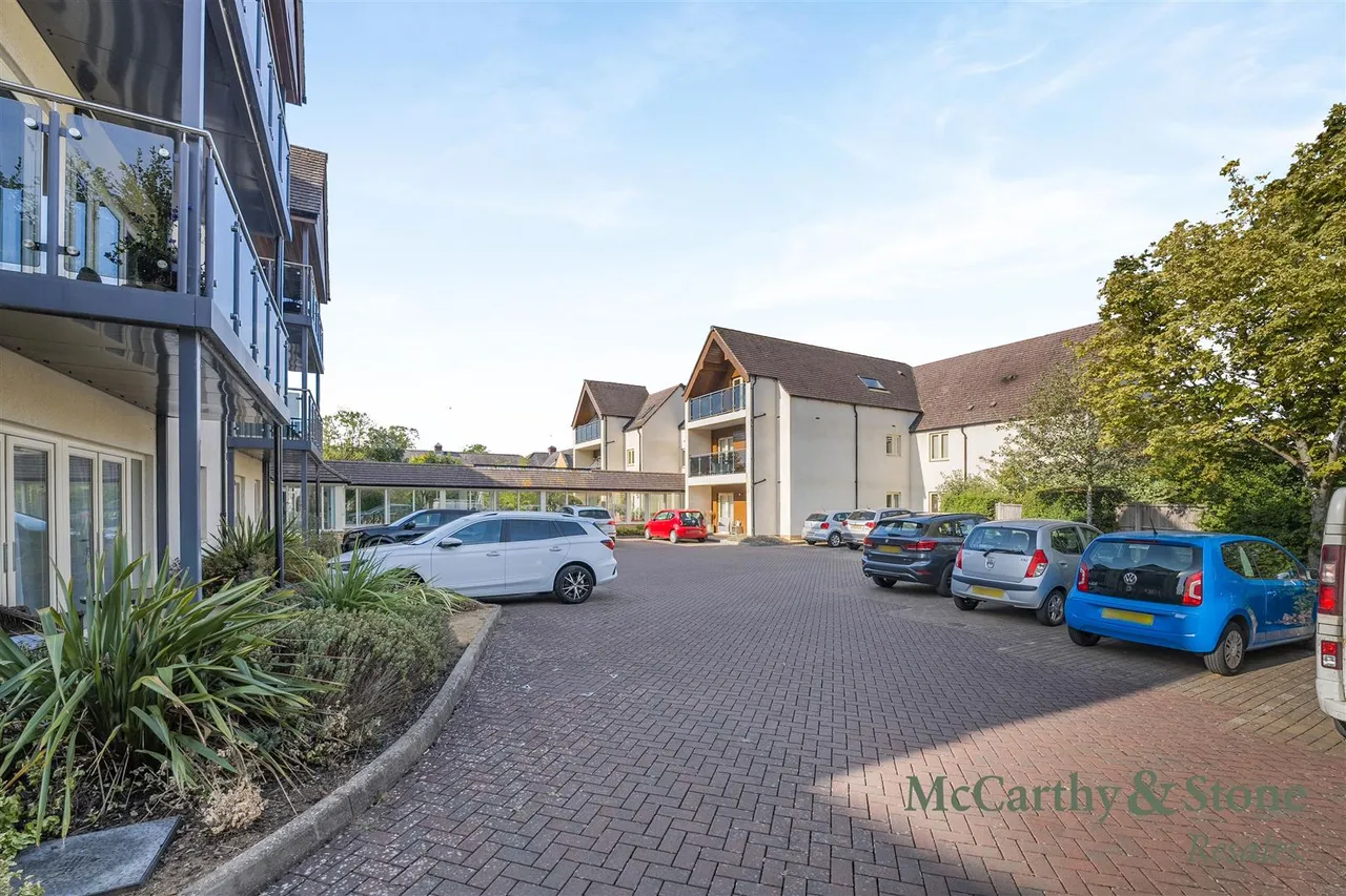 Hospital Road, Moreton-In-Marsh, GL56, photo 17