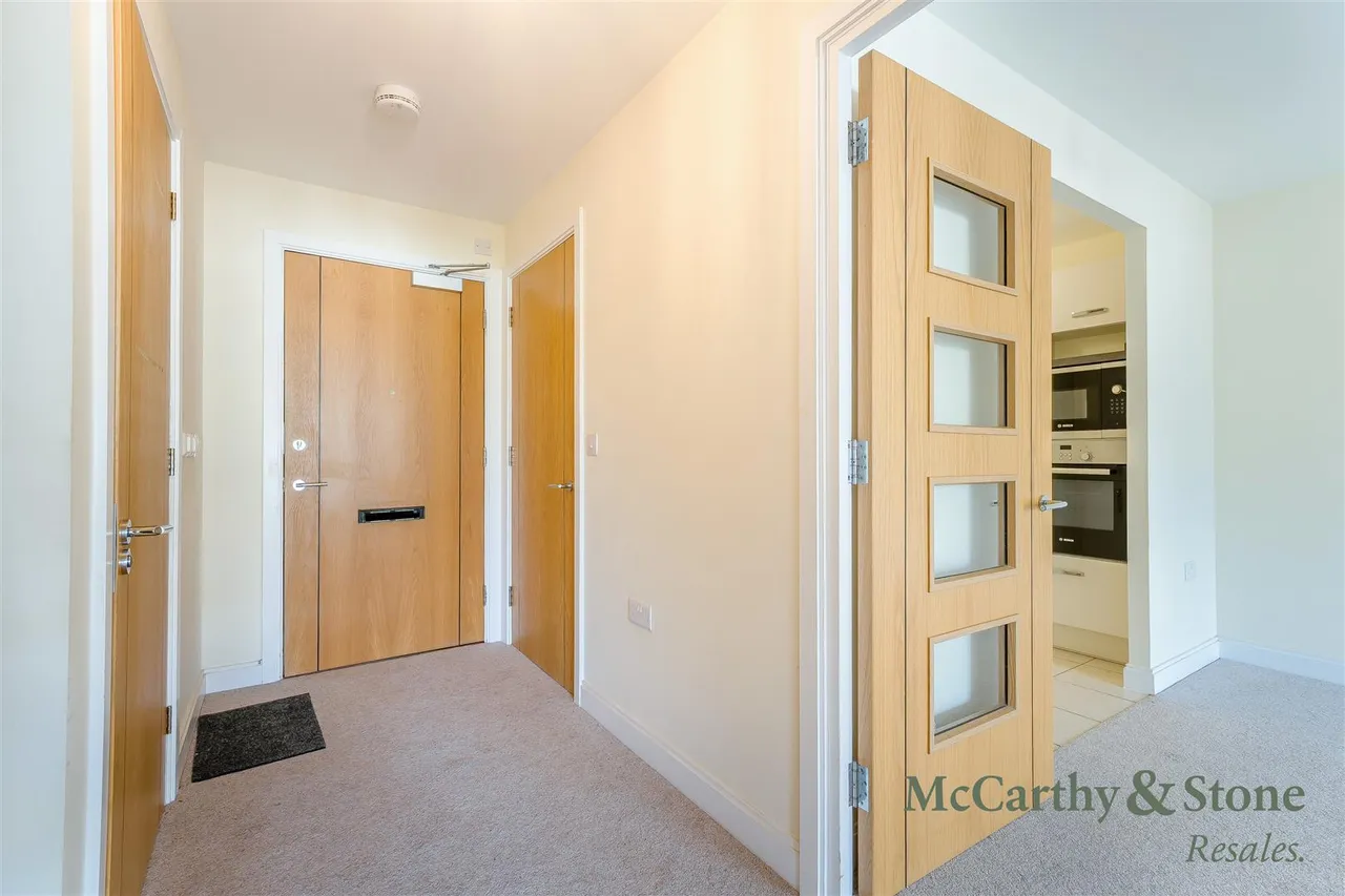 Hospital Road, Moreton-In-Marsh, GL56, photo 6