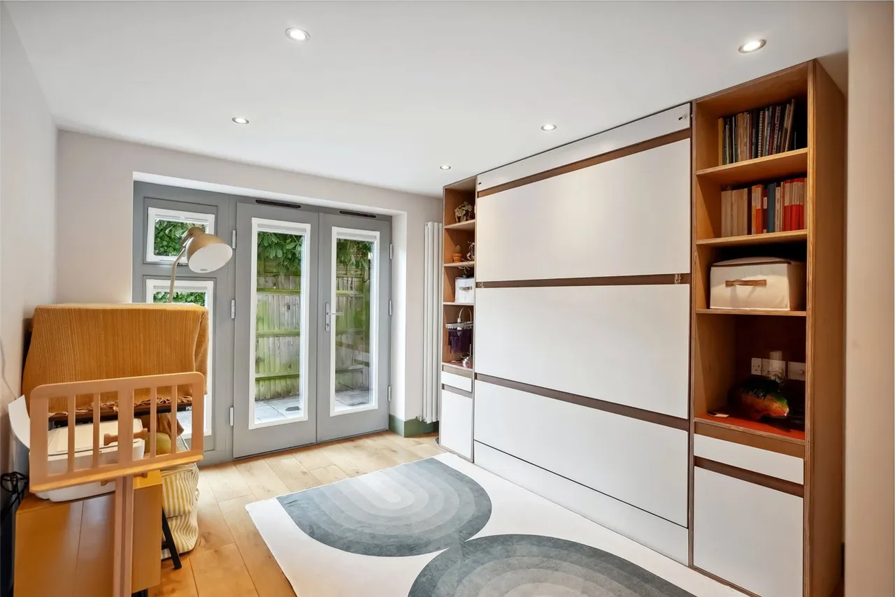 Hanworth Road, Hampton, TW12 3EA, photo 6