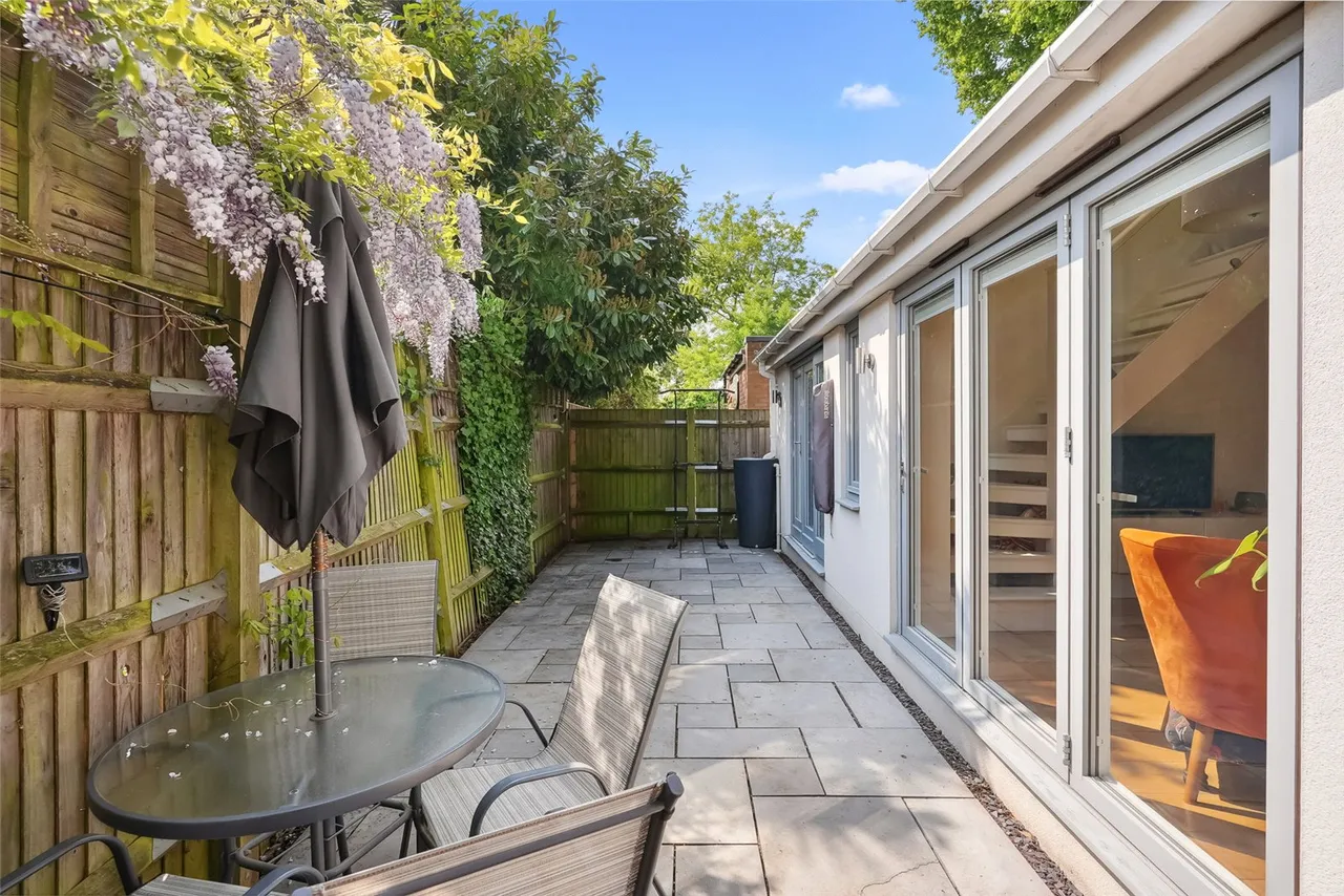 Hanworth Road, Hampton, TW12 3EA, photo 9