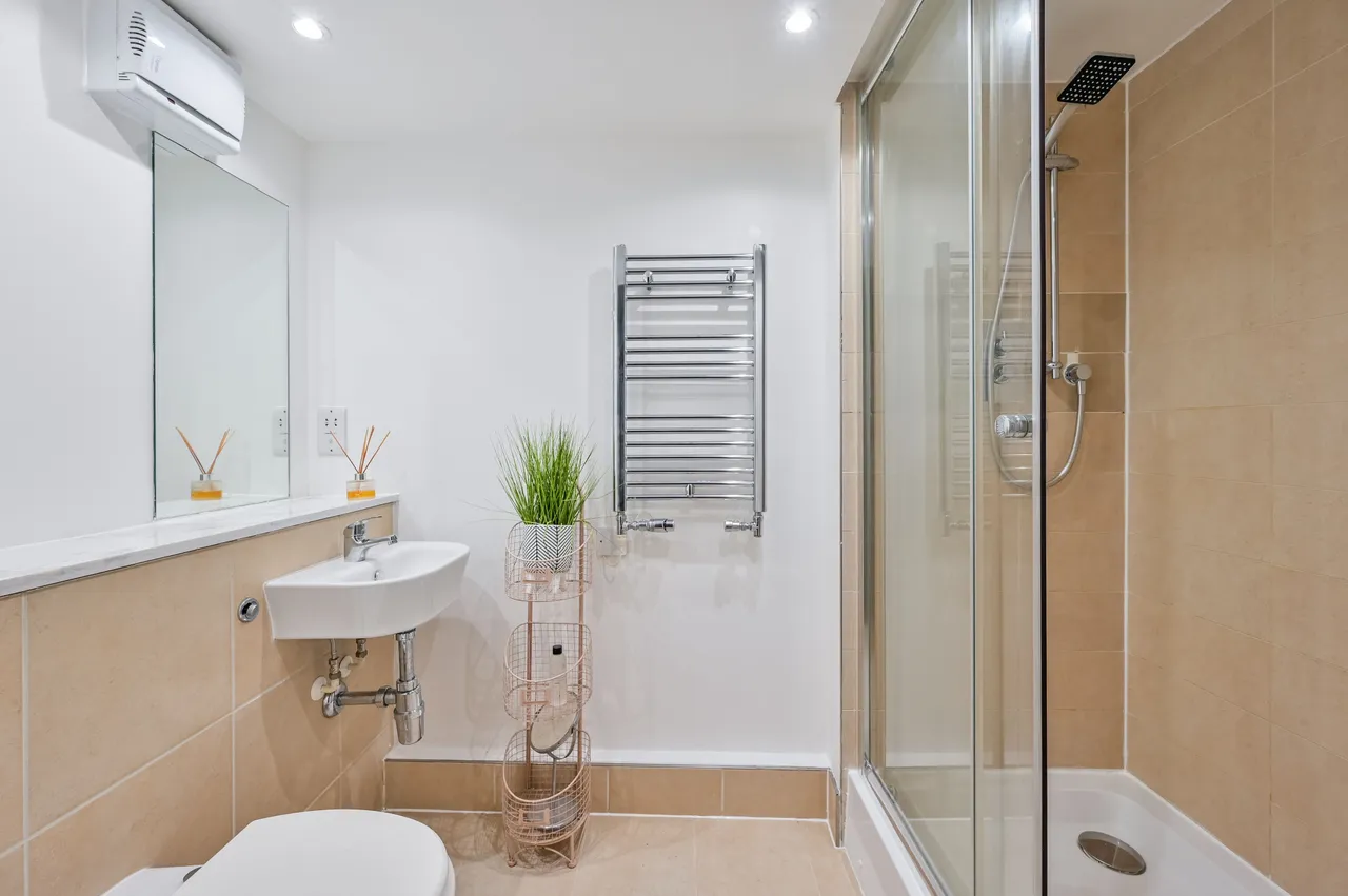 Flat 94 Building 22, Cadogan Road, photo 9