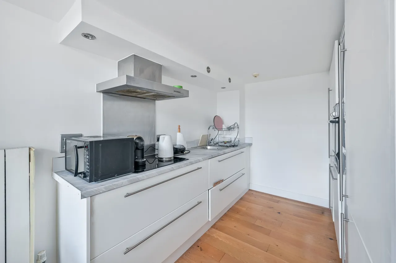 Flat 94 Building 22, Cadogan Road, photo 4