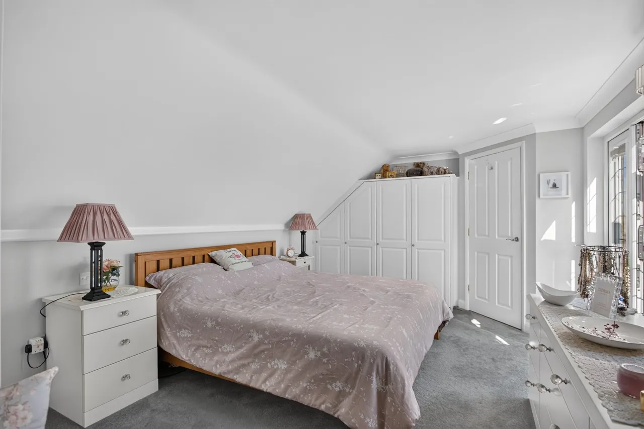 The Street, Sholden, CT14, photo 11