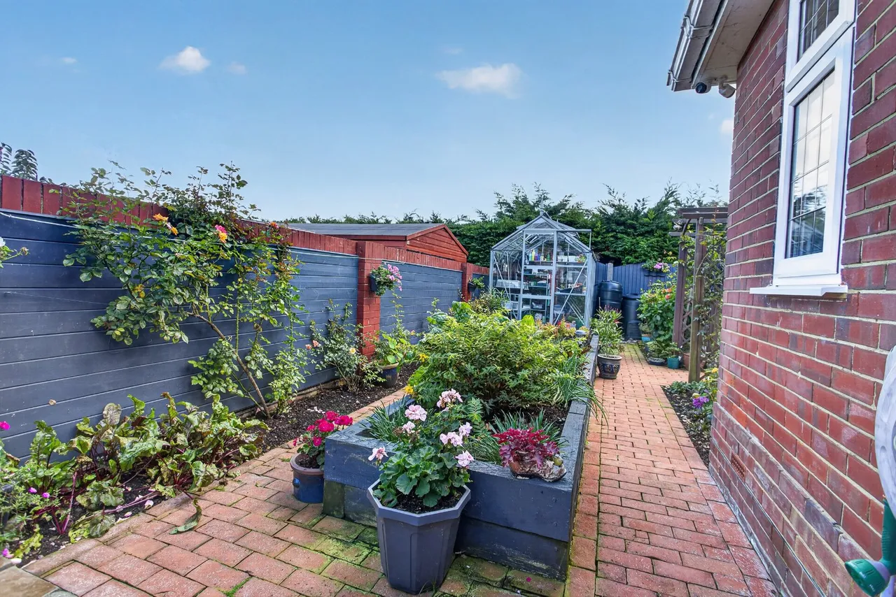 The Street, Sholden, CT14, photo 25