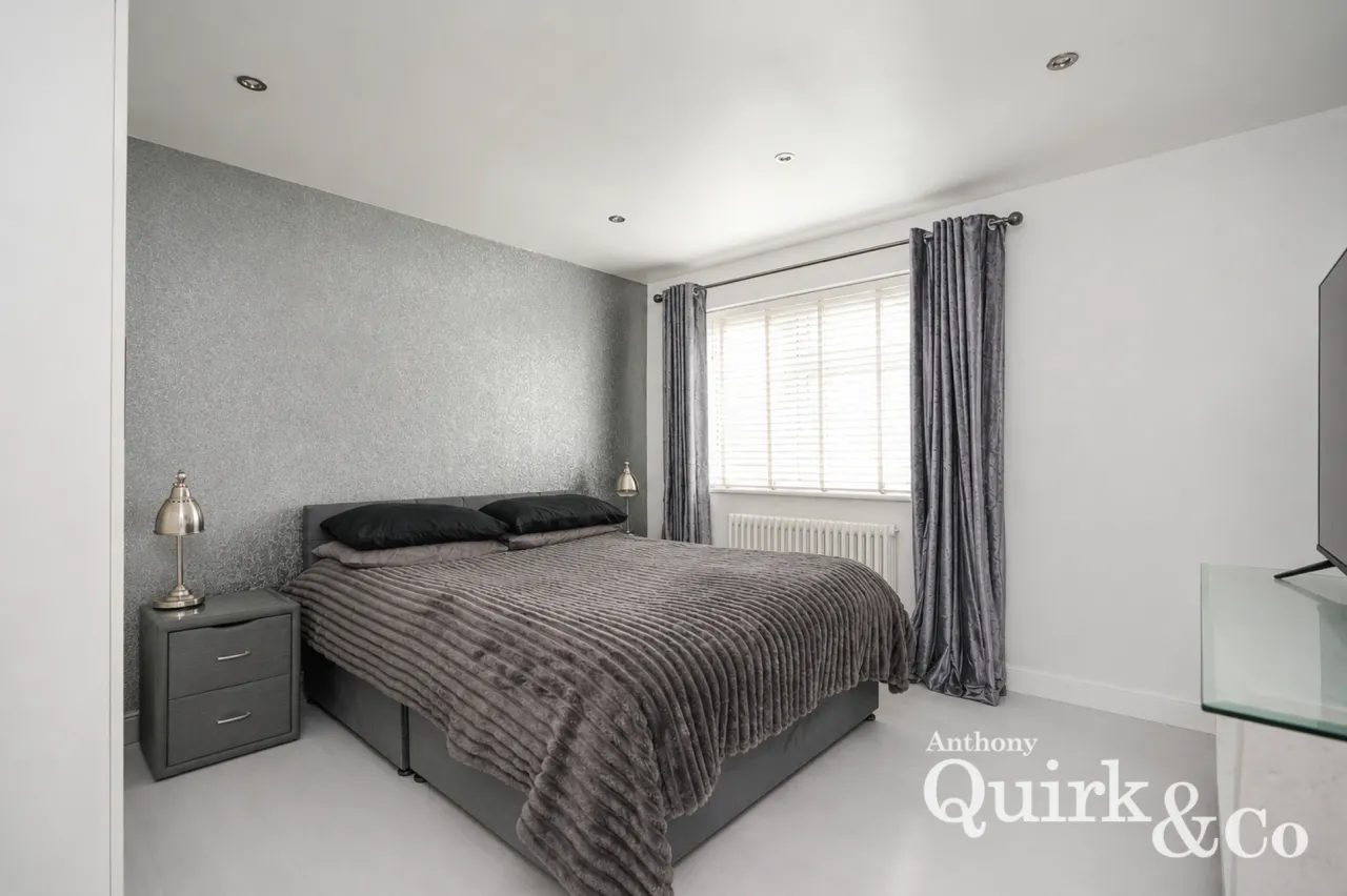 Furtherwick Road, Canvey Island, SS8, photo 9