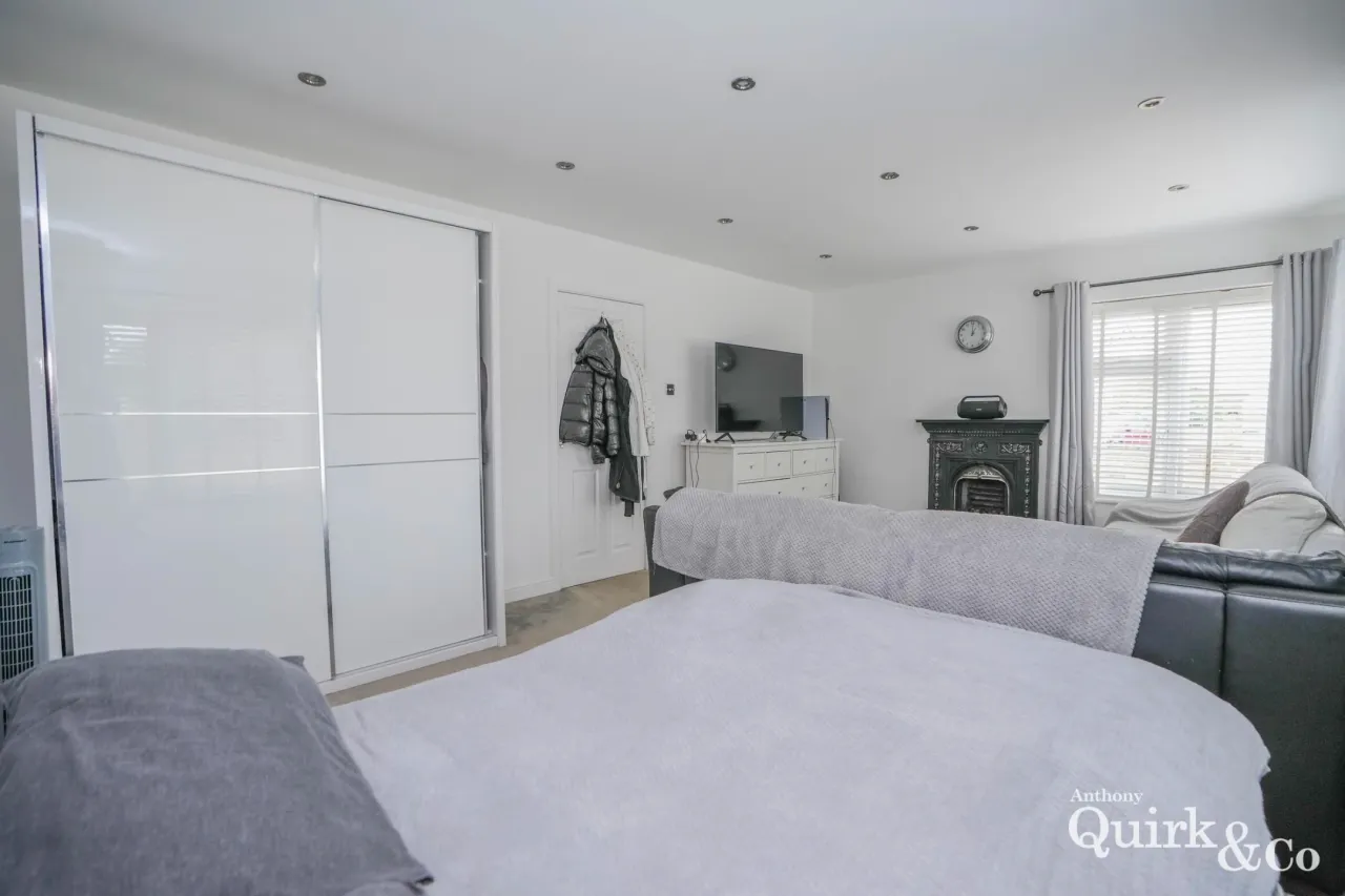 Furtherwick Road, Canvey Island, SS8, photo 12