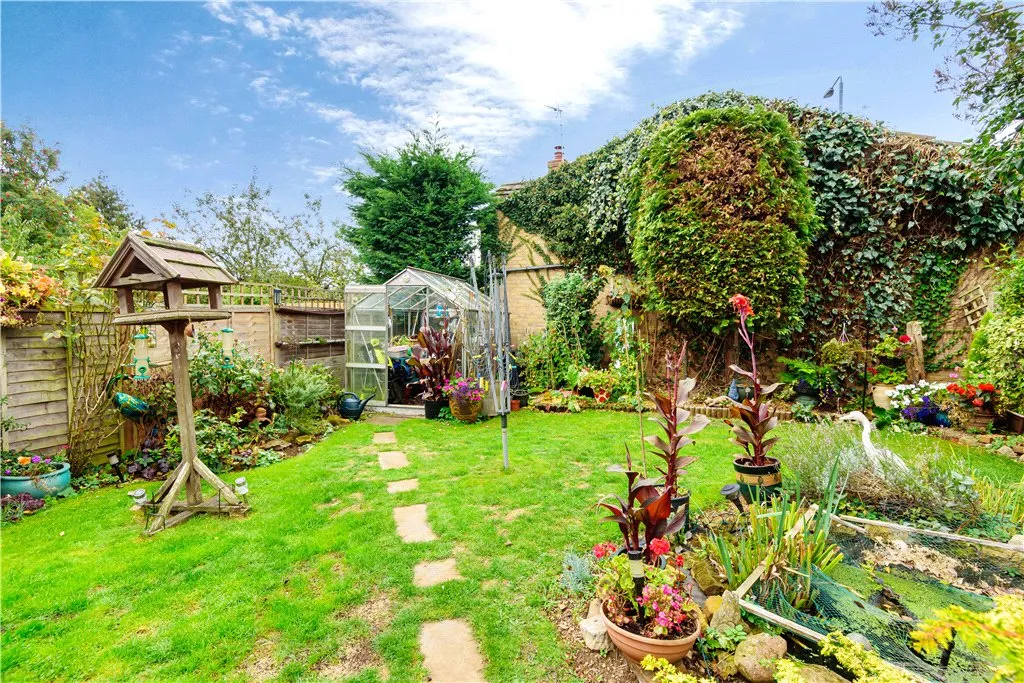 Leys Road, Pattishall, Northamptonshire, NN12 8JY, photo 13