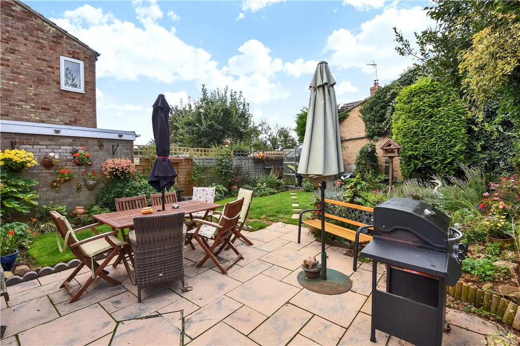 Leys Road, Pattishall, Northamptonshire, NN12 8JY, photo 9