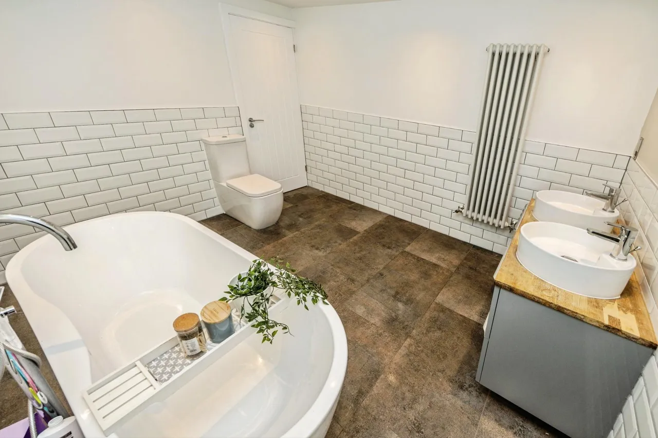 Bracken Road, Brighouse, HD6, photo 35
