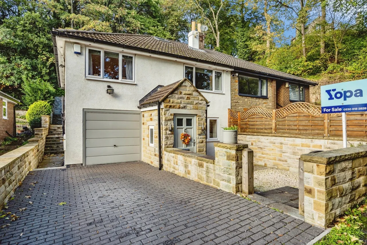 4 bed house for sale, Bracken Road, Brighouse, HD6
