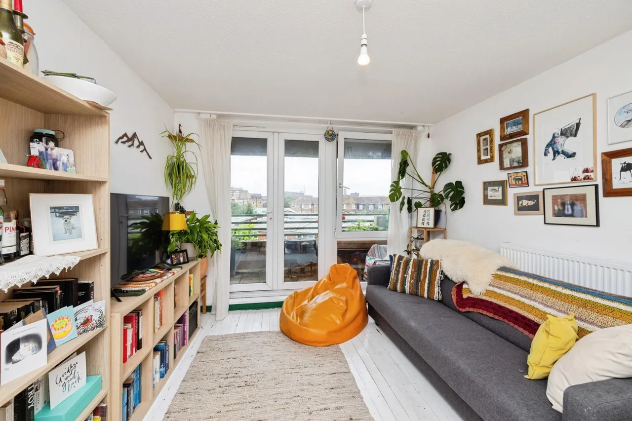 Cossall Walk, London, SE15, photo 13
