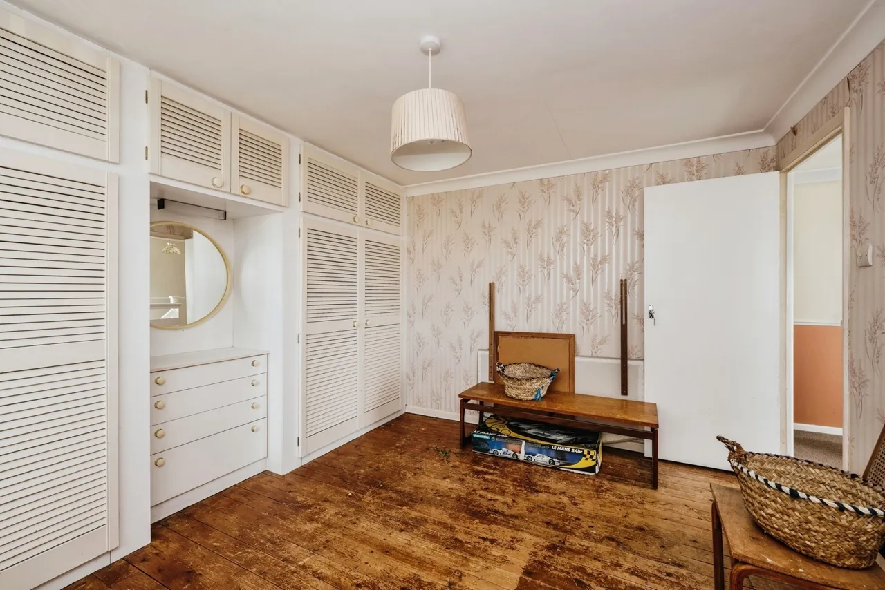Beaconsfield Way, Swansea, SA2, photo 15