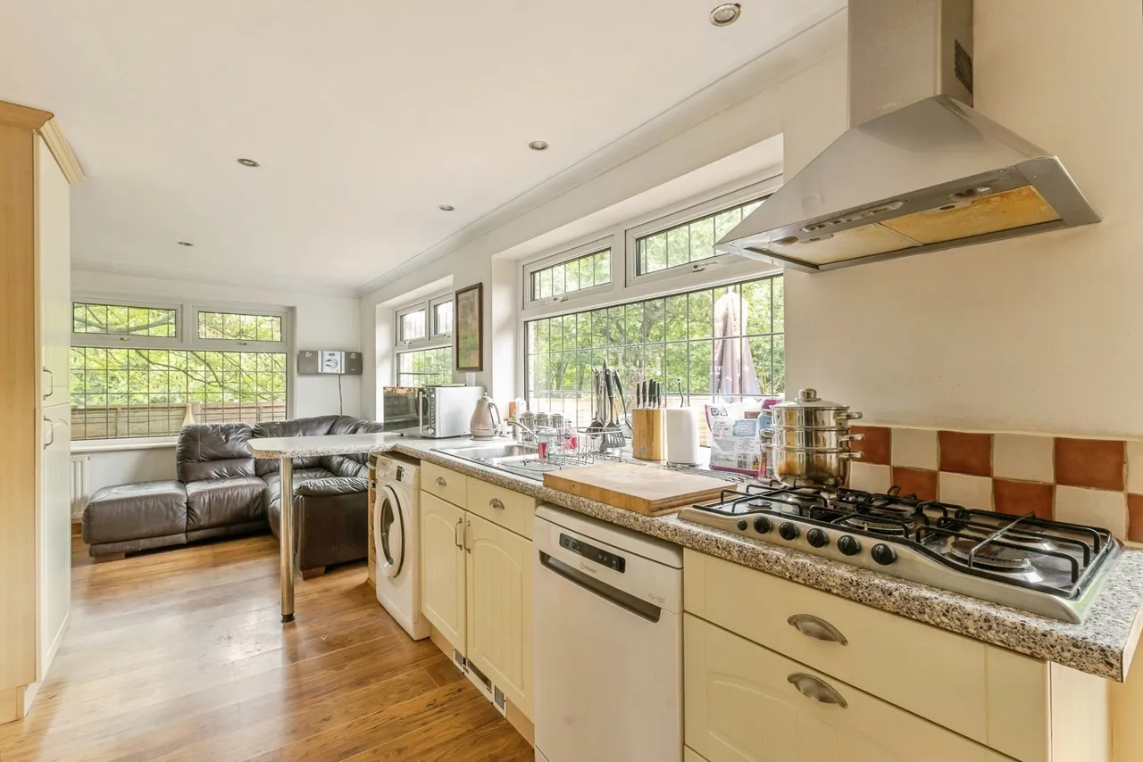 Pleckgate Road, Blackburn, Lancashire, BB1, photo 8