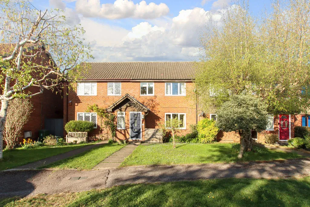 3 bed house for sale — Church Hill, Cheddington, Leighton Buzzard, Bedfordshire, LU7 0SX