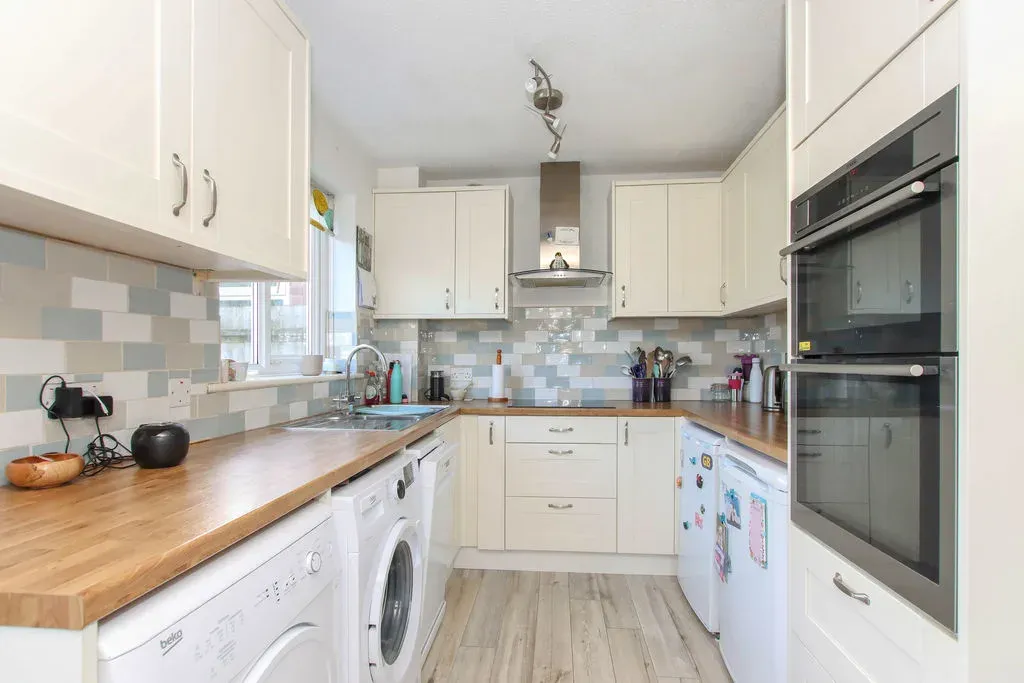 Church Hill, Cheddington, Leighton Buzzard, Bedfordshire, LU7 0SX, photo 3