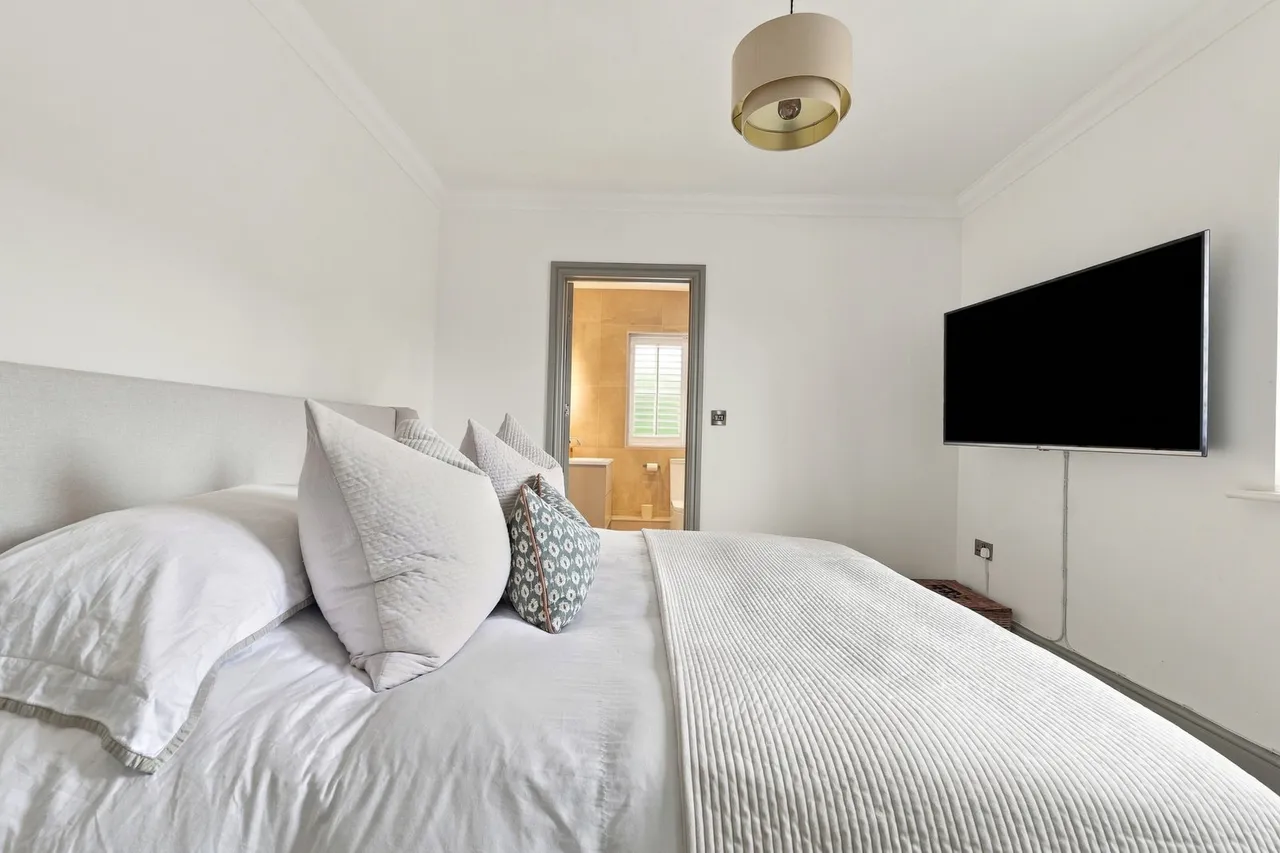 Brook Walk, Southwell, photo 28
