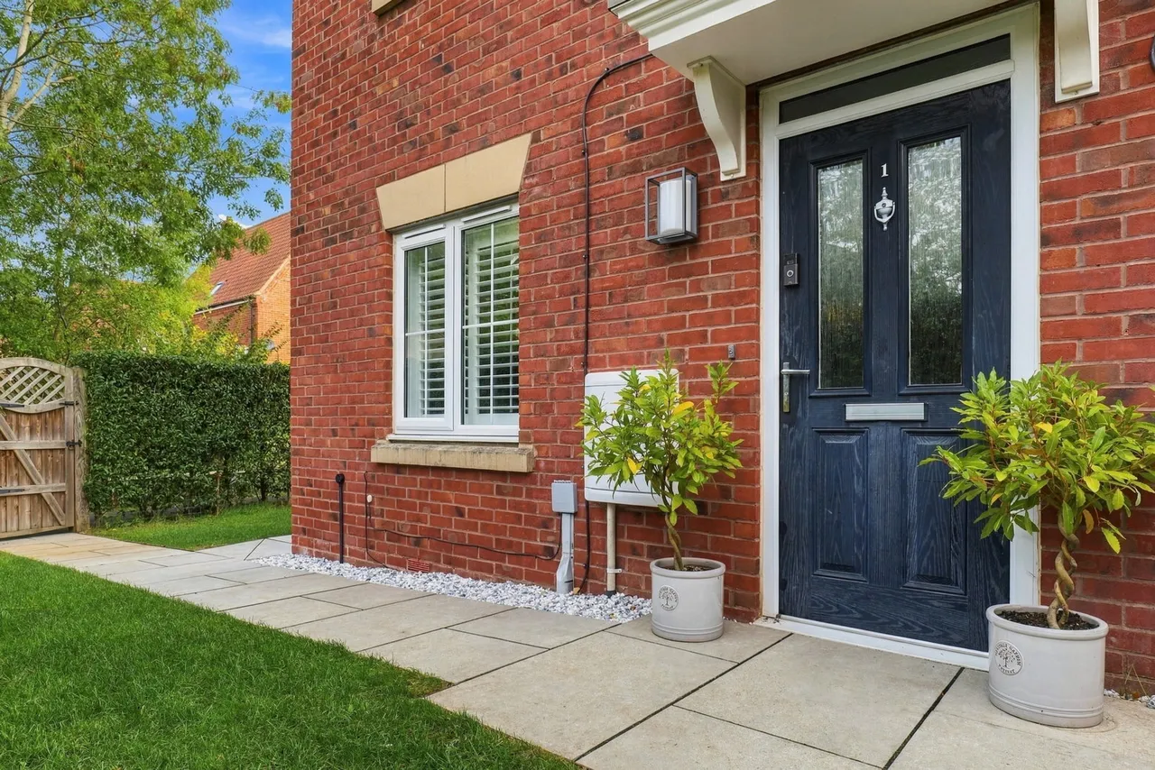 Brook Walk, Southwell, photo 3