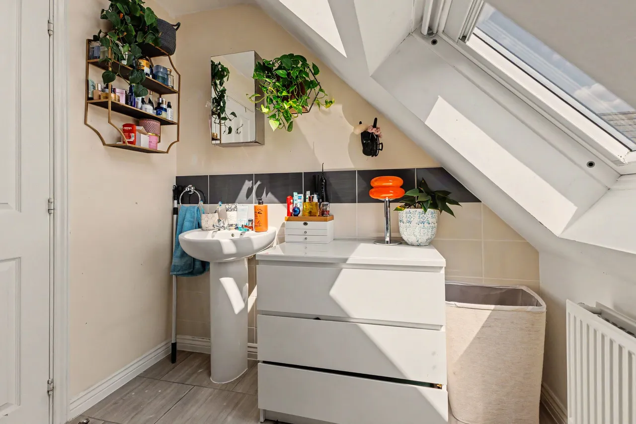 Freesia Close, Evesham, WR11, photo 18