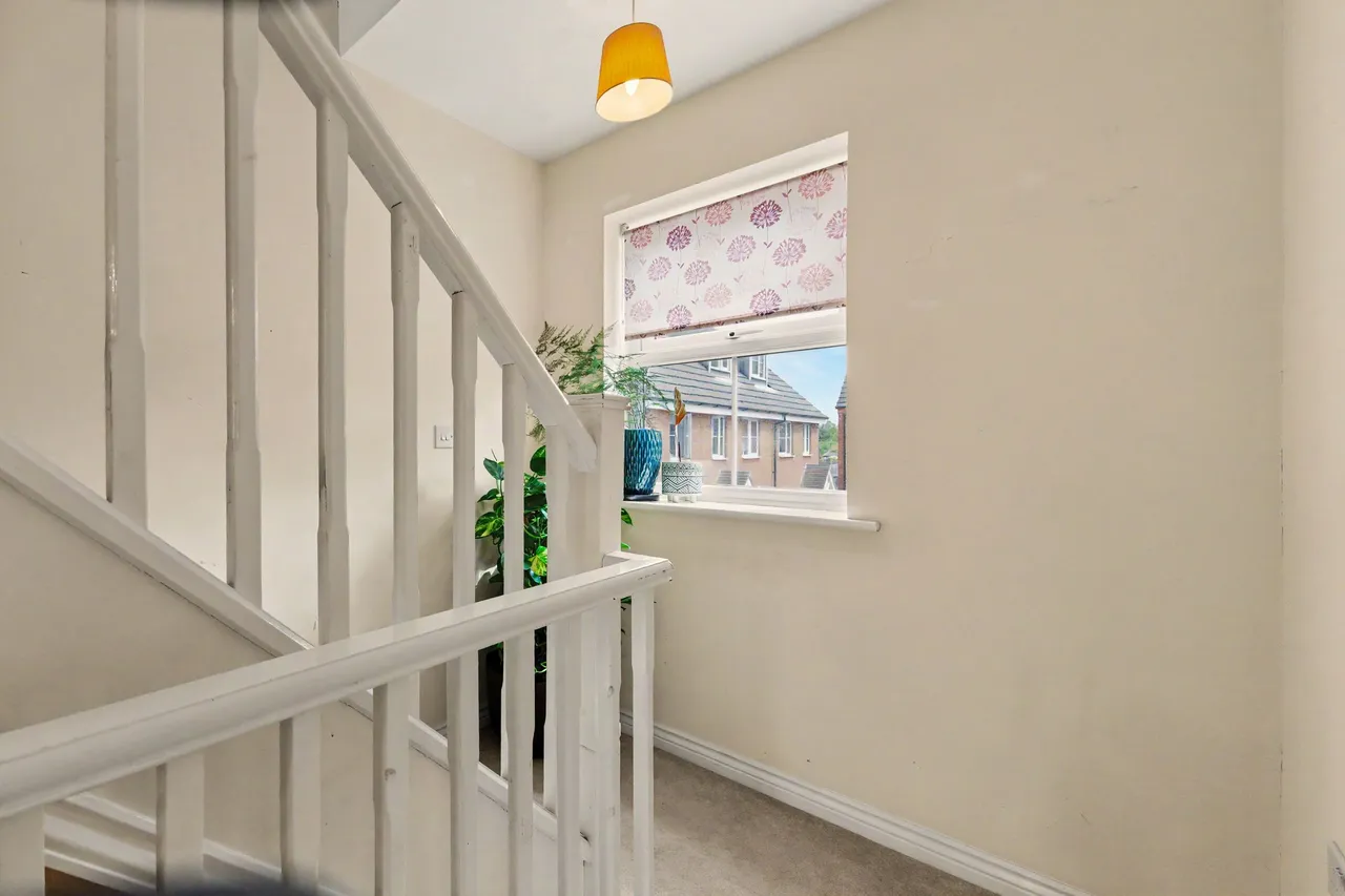 Freesia Close, Evesham, WR11, photo 14