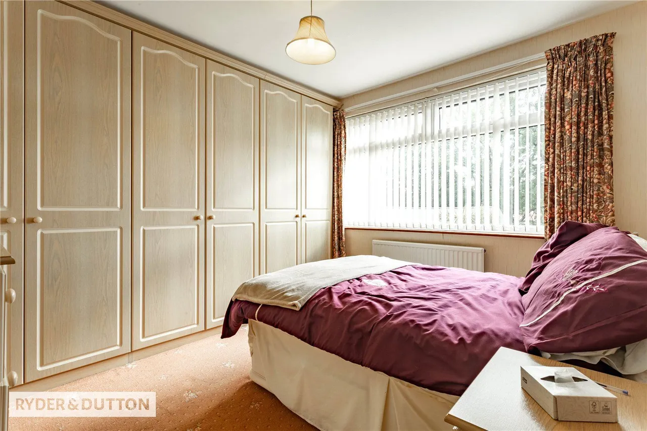 Manor Road, Shaw, OL2, photo 16