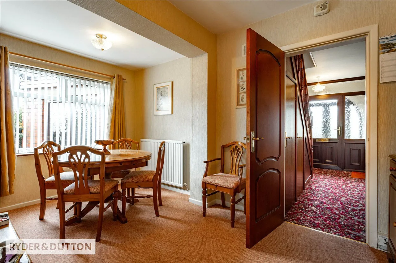 Manor Road, Shaw, OL2, photo 12