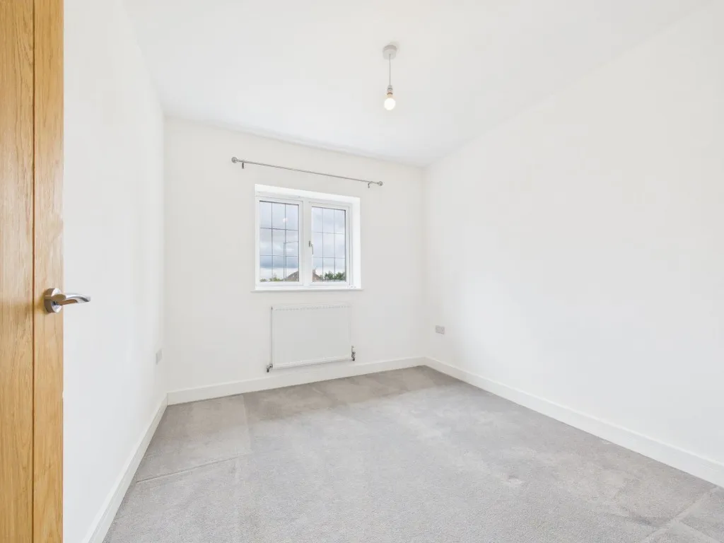 Wokingham Road, Earley, RG6, photo 15