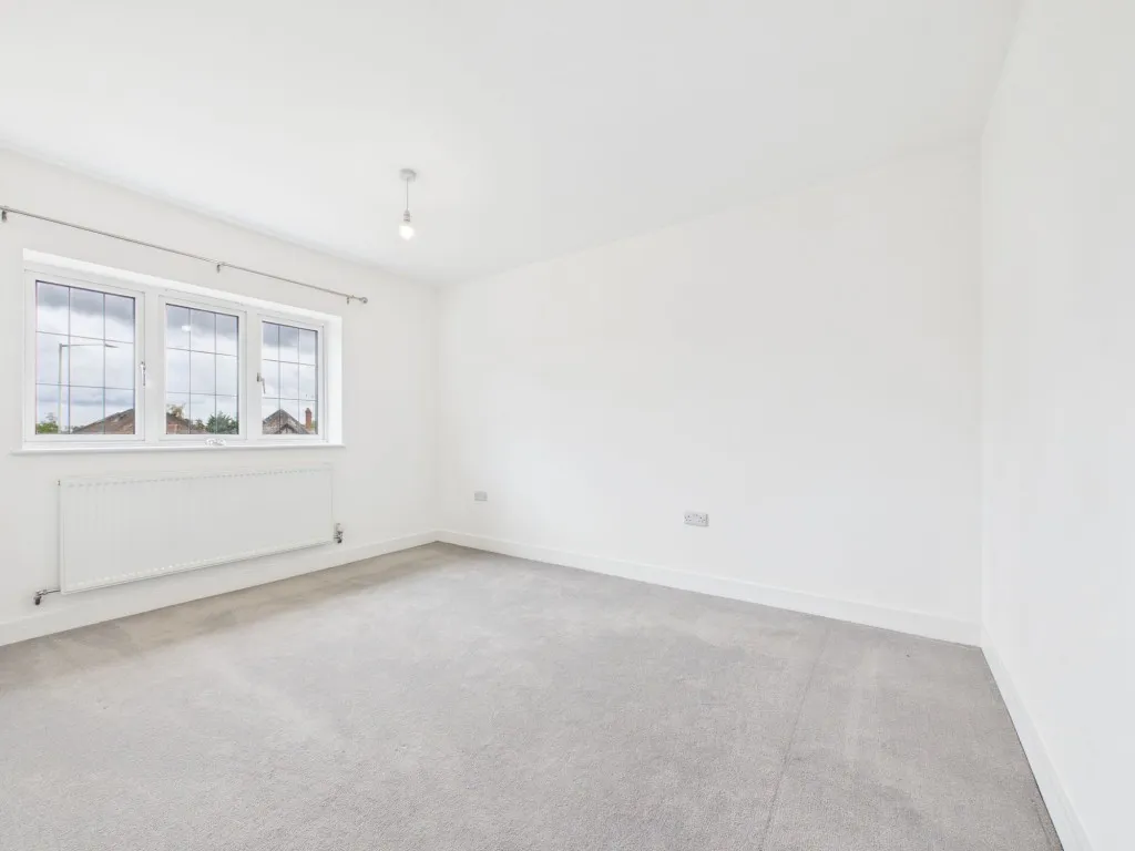 Wokingham Road, Earley, RG6, photo 12