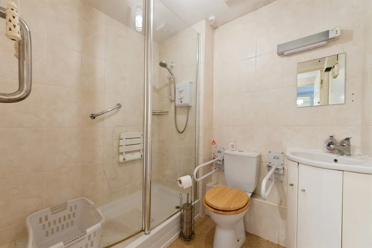 Portershill Drive, Shirley, Solihull, photo 11