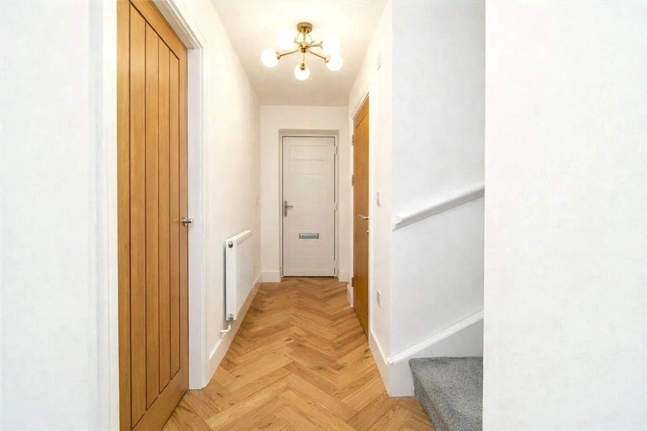 Albion Hall Place, Farnworth / Kearsley, BL4, photo 16