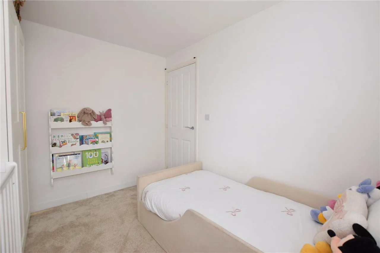 Calla Grove, Seacroft, LS14, photo 13