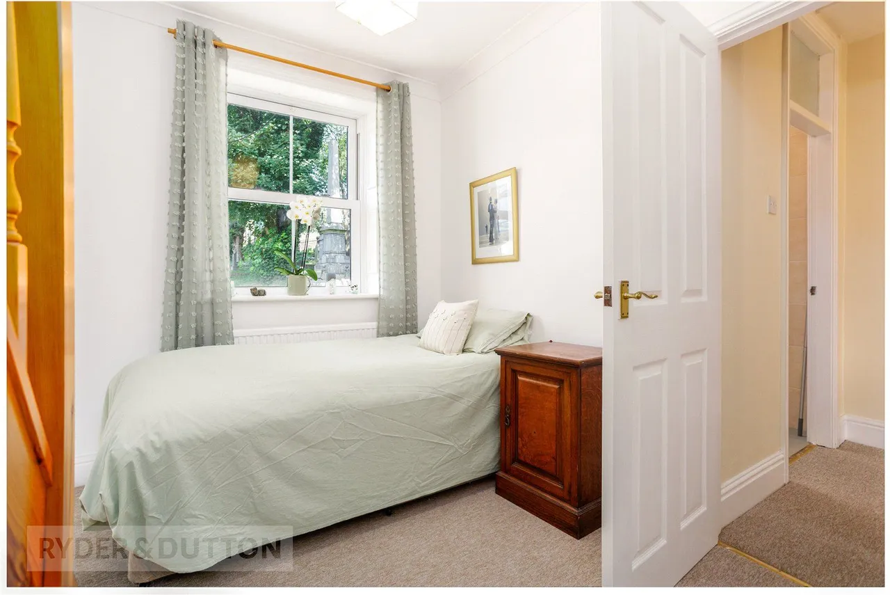 Hill End Road, Delph, OL3, photo 17