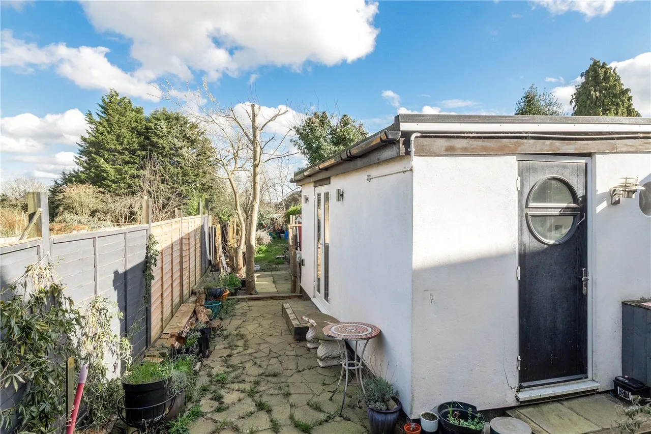 Nest Lane, Wellingborough, NN8, photo 13