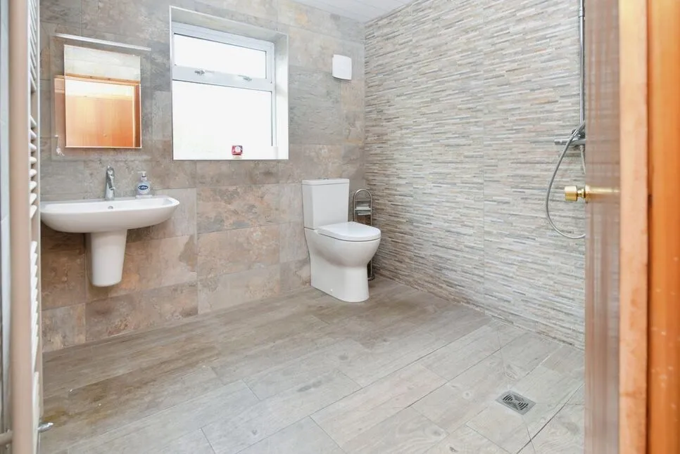 Green Lane, New Tupton, S42, photo 4