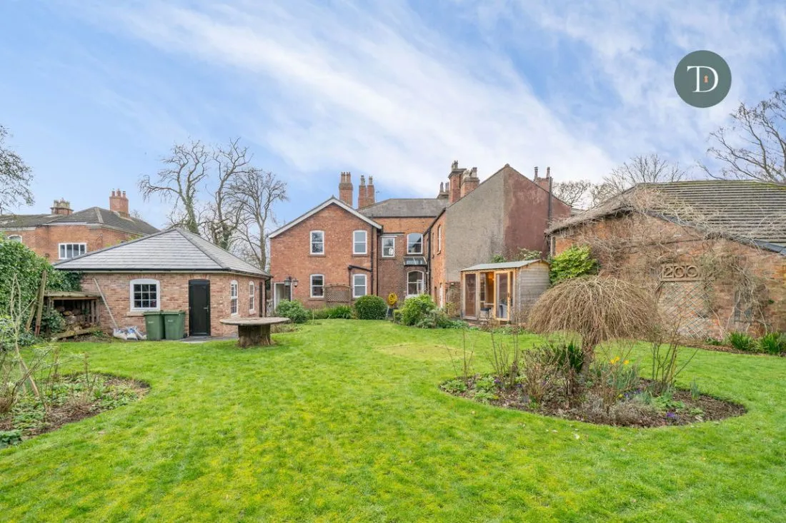 Welsh Road, Childer Thornton, CH66 5PG, photo 2