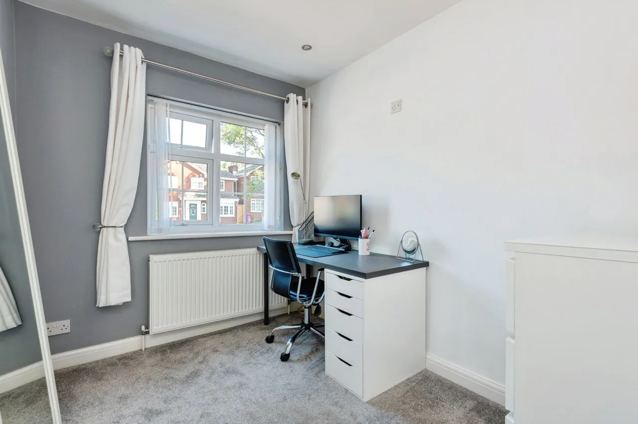 Kenilworth Close, Liverpool, L25, photo 22