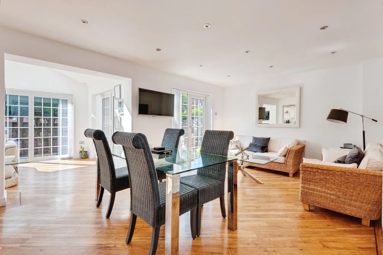 Kenilworth Close, Liverpool, L25, photo 6