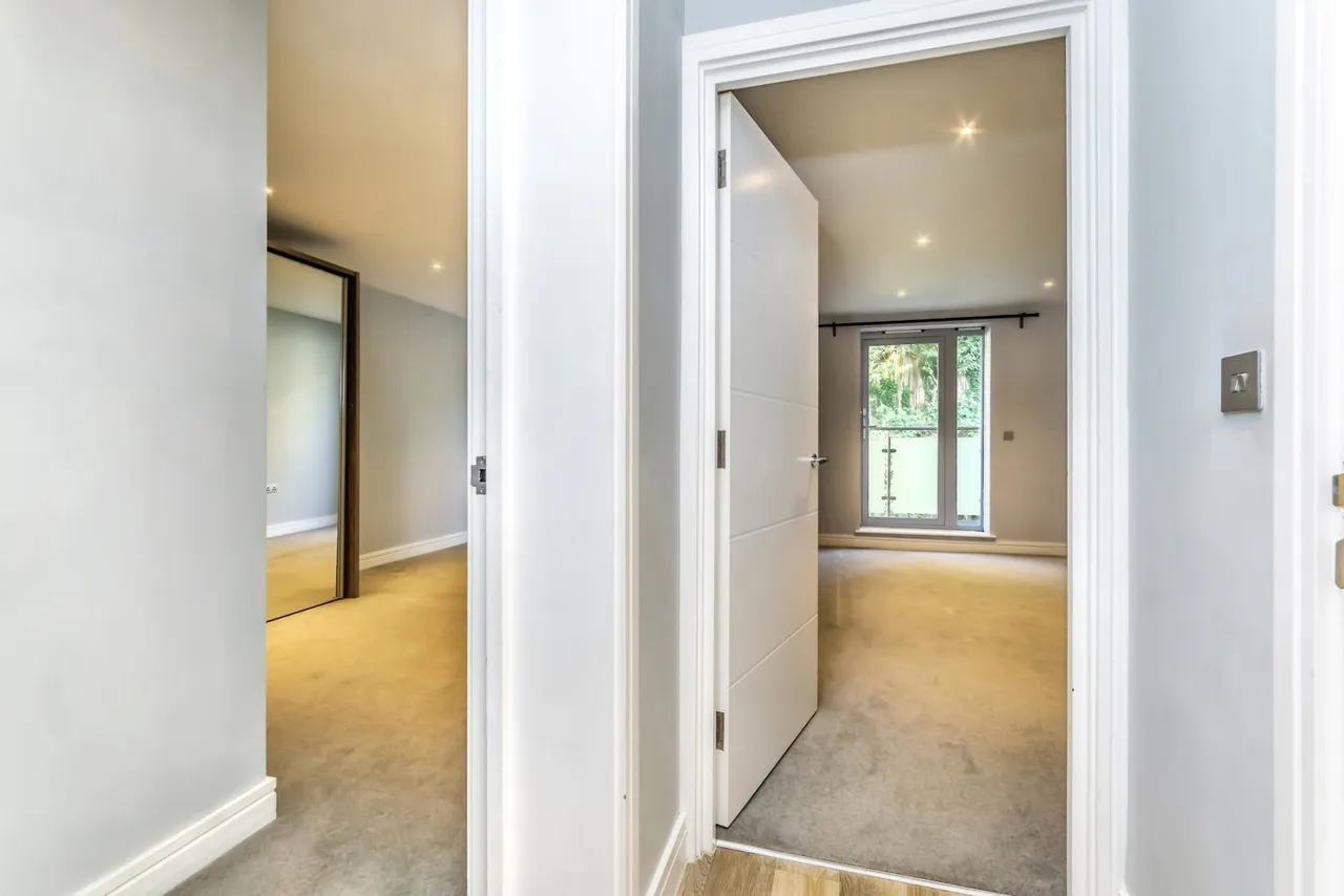 Croydon Road, Caterham, Surrey, CR3, photo 11