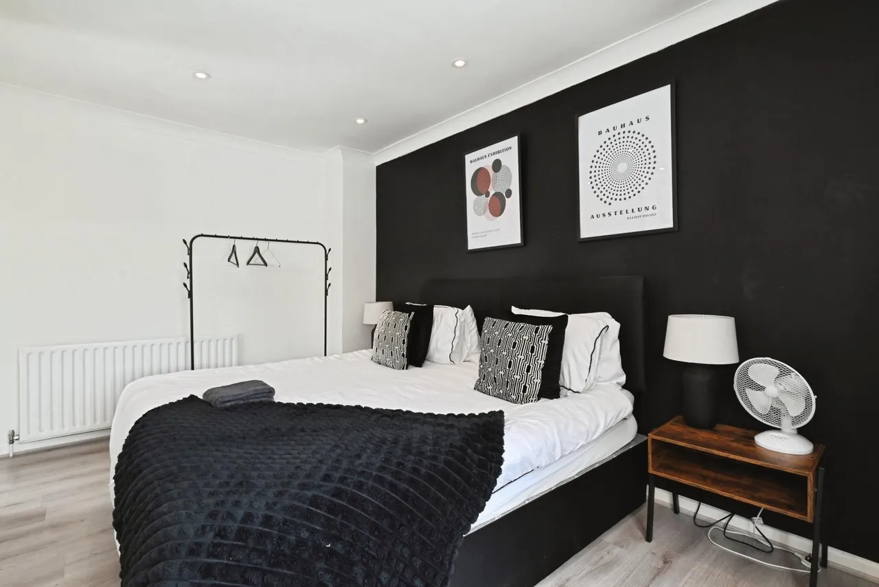 Clintons Green, Bracknell, RG42, photo 13