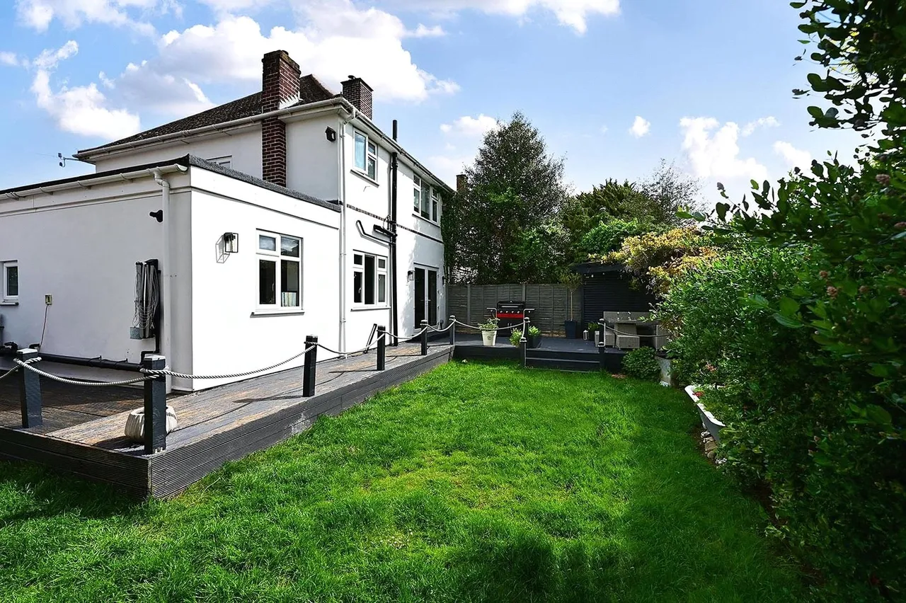 Southwood Road, Farnborough, GU14 0JH, photo 10